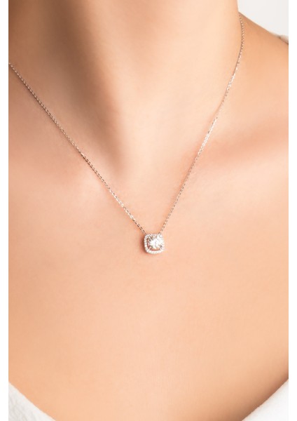 Mozanit Tutkusu 18 Ayar Beyaz Altın Kaplama 44 cm Gümüş Kolye fiyatları