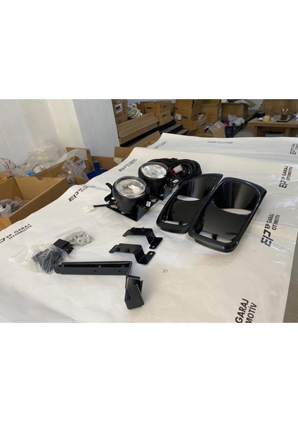 Honda Ies Civic 1999-2001 Model Makyajlı Kasa Sis Takımı indirimleri