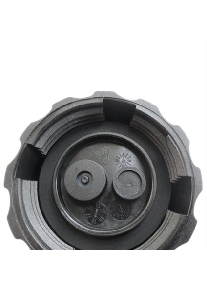 Araç Radyatör Basınç Kapağı Genişleme Tank Kapakları Soğutucu Tank Kapağı 2161508051 Ssangyong Rexton Korando (Yurt Dışından) modelleri