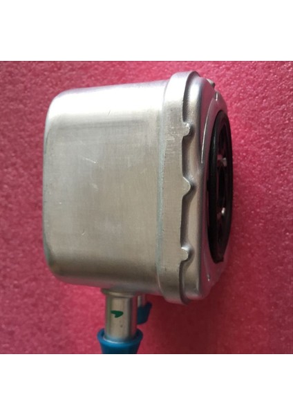 Otomobil Yağ Radyatör Soğutucu 028117021C 028117021H Volkswagen Golf Passat B5 Audi A6 2 4 2 8 A4 A6 S4 028117021E (Yurt Dışından) fırsatları