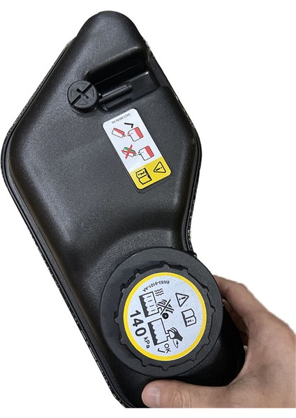 Motorlar Soğutucu Genişleme Tankı Jaguar S-Tipi Xf X250 Xj X3 X3 Xj Xj Xf Xf XR852096 (Yurt Dışından) fiyatları