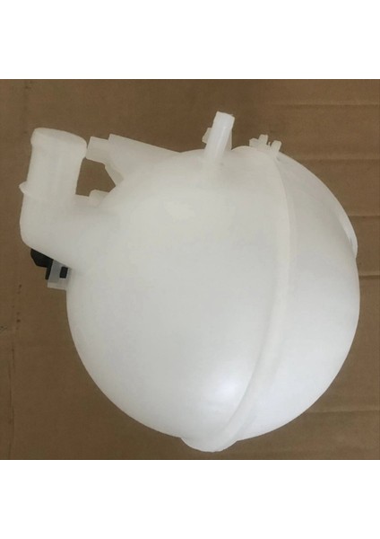 Radyatör Soğutucu Genişleme Tankı Yardımcı Tank 6395010503 6395010303 6395010603 6395010203 Mercedes-Benz Için W639 (Yurt Dışından) fırsatları