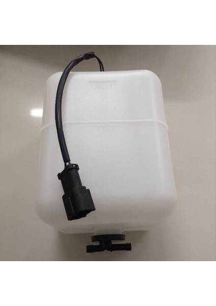 20Y-06-15240 Komatsu Exkavatör Yükleyici Traktör PC120 Genişleme Tankı Yardımcı Soğutma Tankı 6743-81-9140 (Yurt Dışından) modelleri