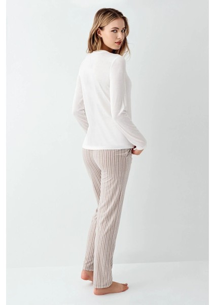 Kadın %100 Pamuklu Uzun Kollu Çizgili Desenli Pijama Takımı fırsatları