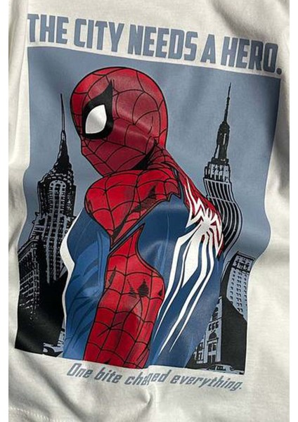 Erkek Çocuk Örümcek Ağı ve Digital Yazı Baskılı T-Shirt Ip Detaylı Mavi Şortlu Takım fırsatları