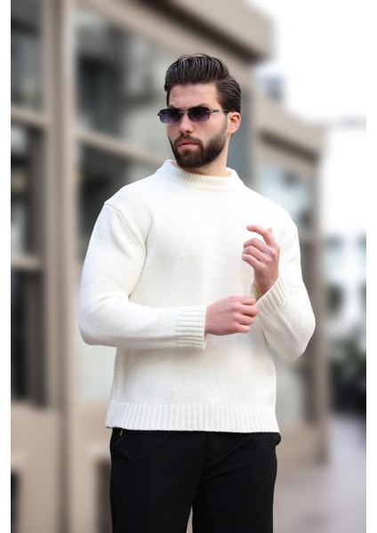 Ekru Bisiklet Yaka Overfit Erkek Triko Kazak E7402