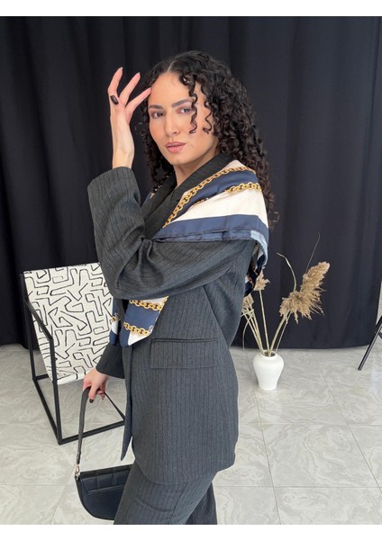 Şık Çizgili Takım Elbise fiyatları