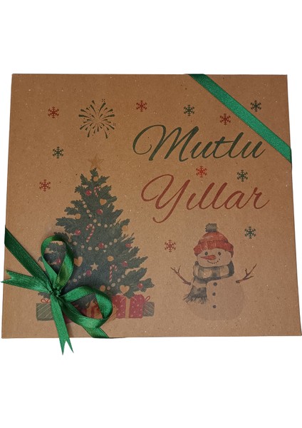 Yılbaşı Temalı Kraft Kutuda 32 Adet Sargılı Madlen Çikolata modelleri