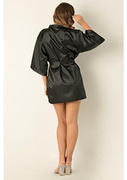 Saten Mini Kuşaklı Sabahlık Kadınlar İçin Şık ve Rahat Tasarım Polyester Kumaş