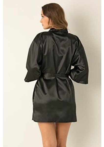 Saten Mini Kuşaklı Sabahlık Kadınlar İçin Şık ve Rahat Tasarım Polyester Kumaş