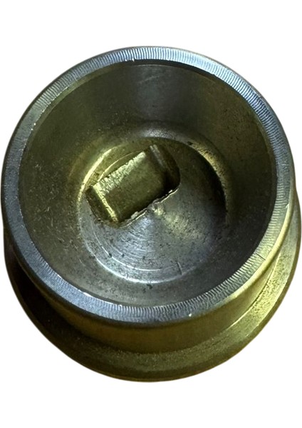 Işborayeni Model Traktör Silindir Kapağı Yanma Aparatı