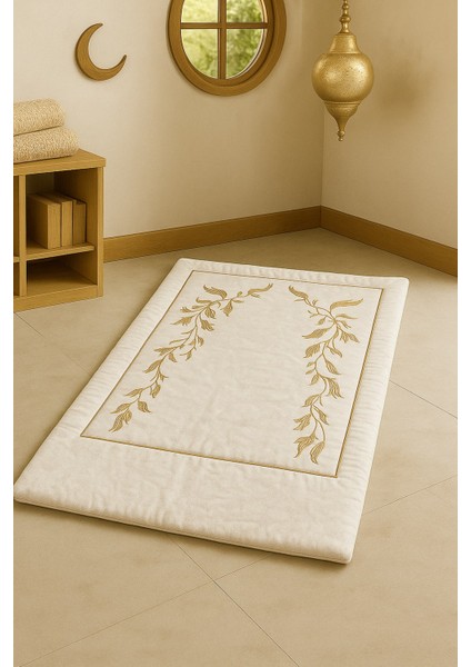 Sahra Krem Kadife Nakışlı Seccade Süngerli Yumuşak Çeyizlik Hediyelik Bohça Lüks Namazlık