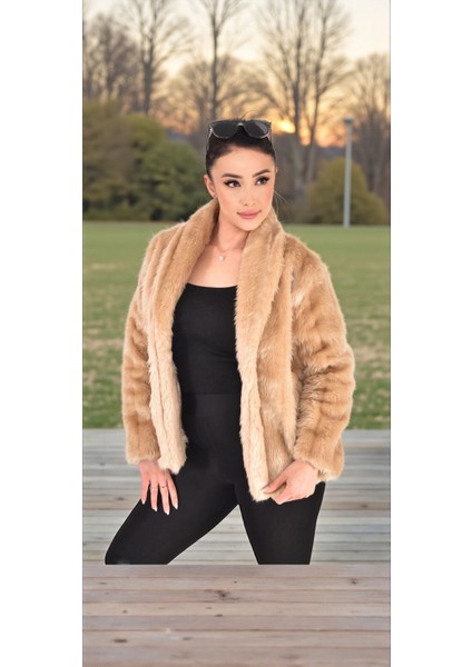 Bayan Peluş Mont modelleri