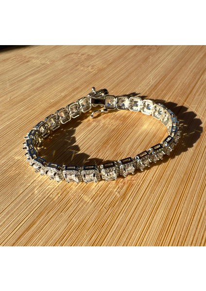 Baget Sıra Taşlı Bileklik fiyatları