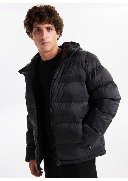 Siyah Erkek Mont LV04LC507GUB1 Ls Md Wt Nyln Chnnld fiyatları