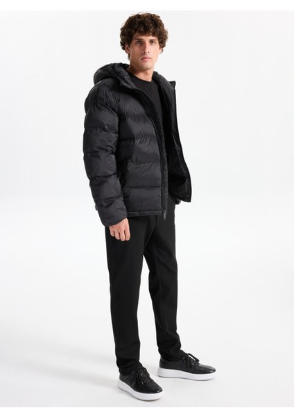 Siyah Erkek Mont LV04LC507GUB1 Ls Md Wt Nyln Chnnld modelleri