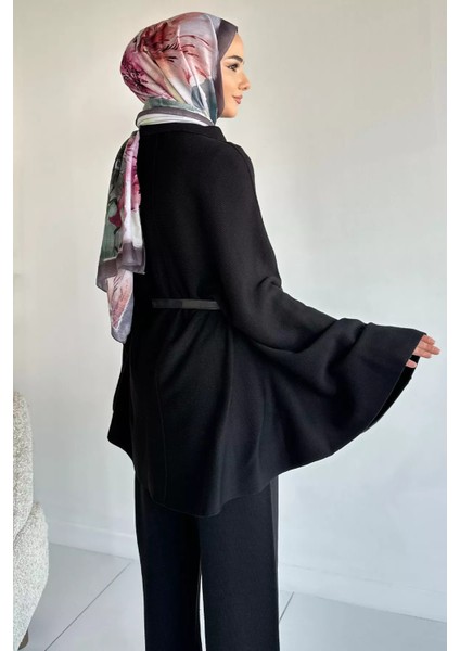 Kadın Gold Düğmeli Kemer Detaylı Triko Panço Pantolon Ikili Takım P-00019028 modelleri