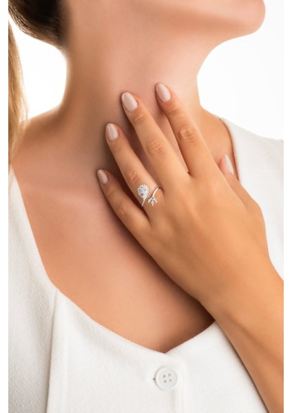 Zambak Işıltısı 18 Ayar Beyaz Altın Kaplama Gümüş Yüzük fırsatları