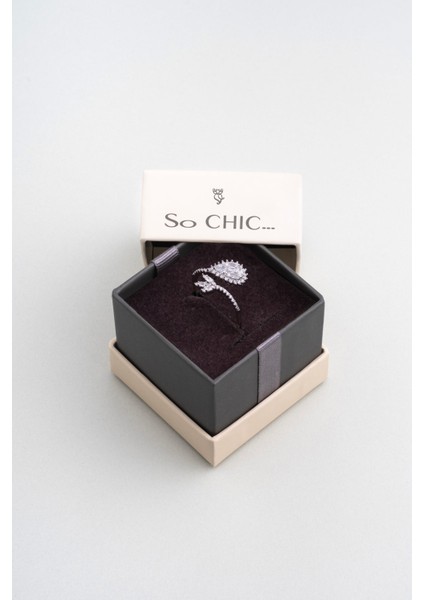 Zambak Işıltısı 18 Ayar Beyaz Altın Kaplama Gümüş Yüzük indirimleri