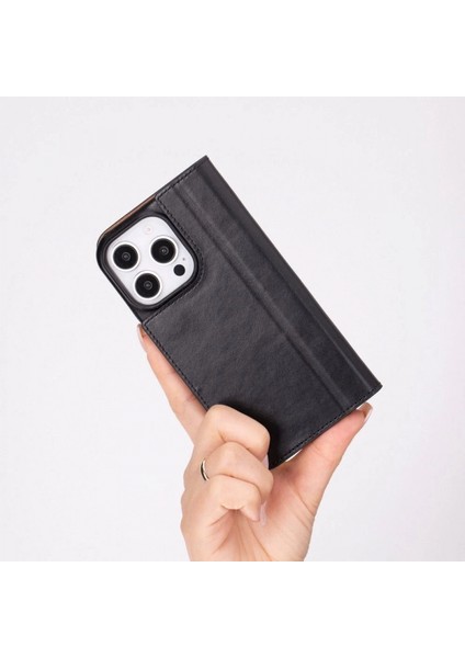 Apple iPhone 16 Pro Uyumlu, Hakiki Deri, El Yapımı, Cüzdanlı Kılıf, Parlak Siyah fırsatları
