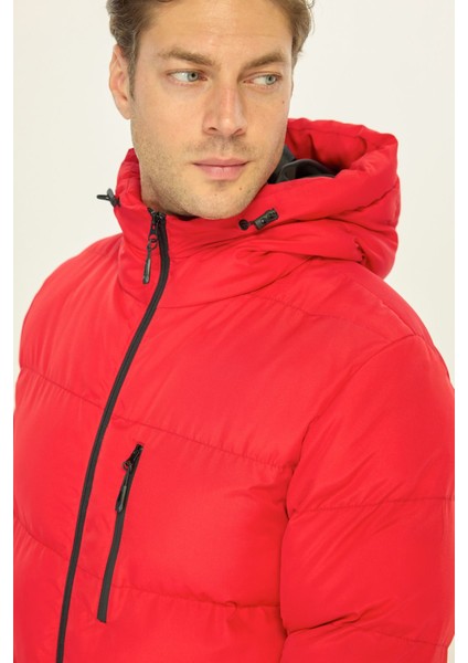 Erkek Kırmızı Elyaflı Kapüşonlu Rüzgar Geçirmez Şişme Kışlık Mont