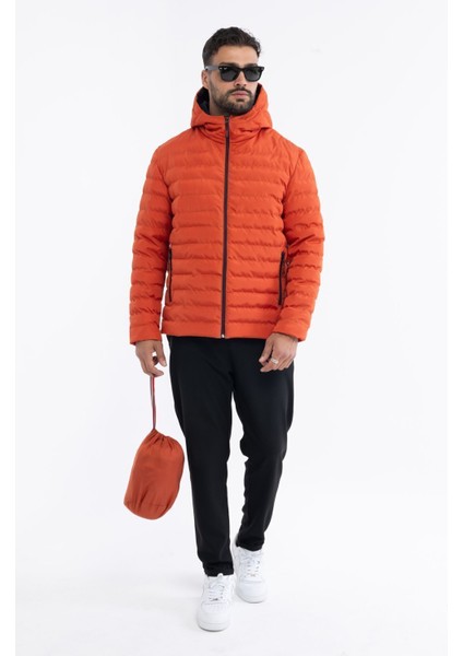 Erkek Kiremit Rüzgar Geçirmez Kapüşonlu Taşınabilir Çantalı Elyaf Dolgulu Hafif Spor Mont fiyatları