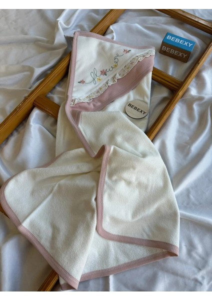 Çiçek Baskılı Kundak Battaniye Pembe