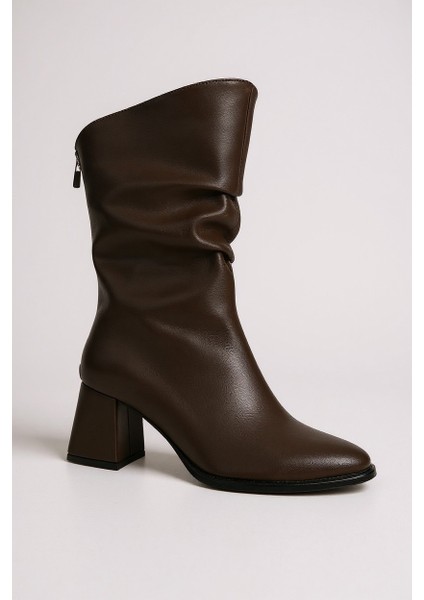 Velikundura Kahve Arkadan Fermuarlı Sivri Burun Kalın Topuk Körüklü Kadın Çizme indirimleri