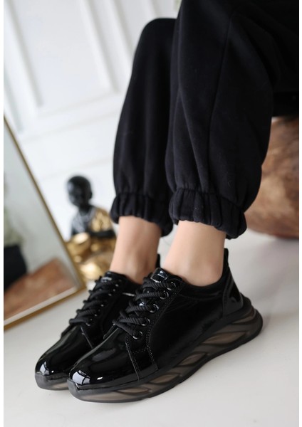 Mtxdpn Piona Siyah Rugan Gri Tabanlı Spor Ayakkabı (Numara: 39) modelleri