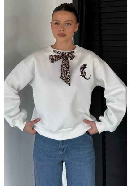 Fularlı Şardonlu Sweatshirt P-00019051