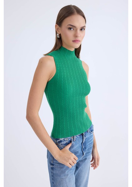 Dik Yaka Örgü Desen Sıfır Kol Triko Bluz modelleri