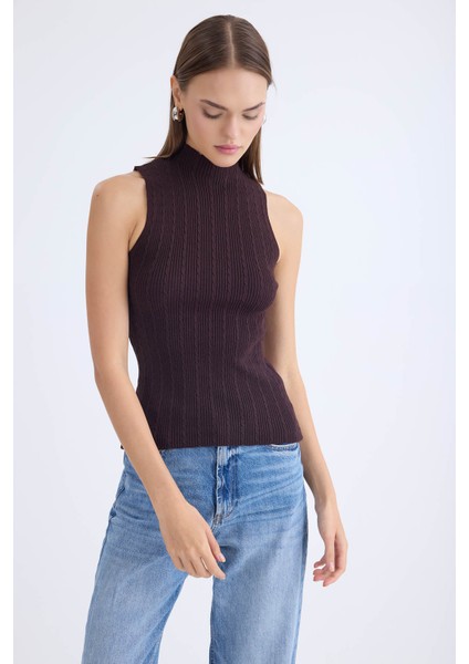 Dik Yaka Örgü Desen Sıfır Kol Triko Bluz fiyatları