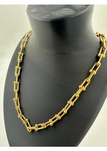 Altın Rengi Dikdörtgen Halkalı Zincir Kolye Modern ve Şık Tasarım fiyatları