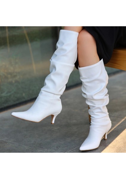 Mtxdpn Zelya Beyaz Cilt Topuklu Çizme (Numara: 37) fırsatları
