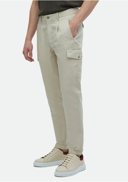 Bej Düz Dokuma Carrot Fit Casual Pamuk Karışımlı Pantolon modelleri