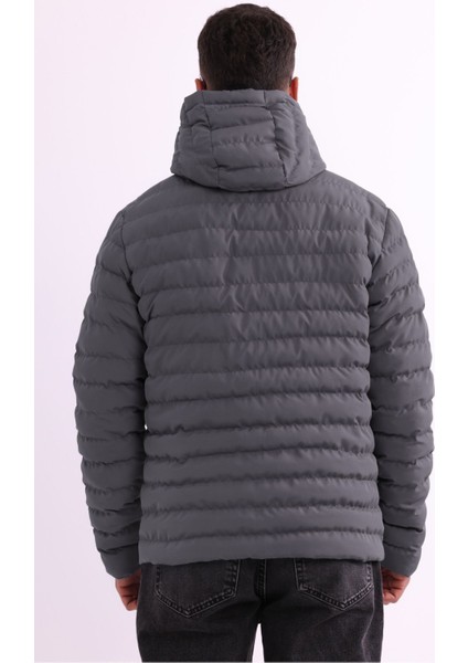 Erkek Gri Rüzgar Geçirmez Kapüşonlu Taşınabilir Çantalı Elyaf Dolgulu Hafif Spor Mont