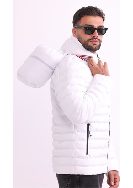Erkek Beyaz Rüzgar Geçirmez Kapüşonlu Taşınabilir Çantalı Elyaf Dolgulu Hafif Spor Mont