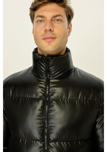 Erkek Parlak Siyah Şişme Rüzgar Geçirmez Dik Yaka Mont indirimleri