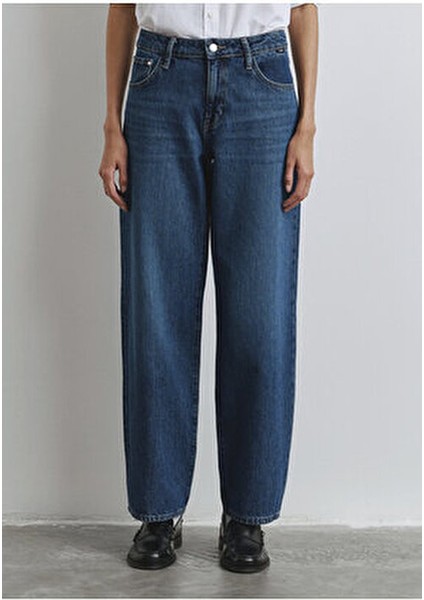 Leıla Kadın Denim Pantolon Normal Bel Klasik Kesim Modern Stil 4 Cep