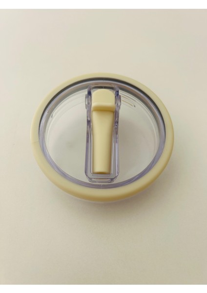 Quencher ile Uyumlu 1.18 Litre Pipetli Dökülmez Sızdırmaz Plastik Kapak Krem 1 Adet