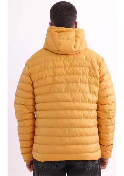 Erkek Sarı Rüzgar Geçirmez Kapüşonlu Taşınabilir Çantalı Elyaf Dolgulu Hafif Spor Mont indirimleri