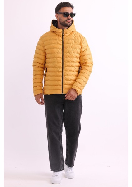 Erkek Sarı Rüzgar Geçirmez Kapüşonlu Taşınabilir Çantalı Elyaf Dolgulu Hafif Spor Mont