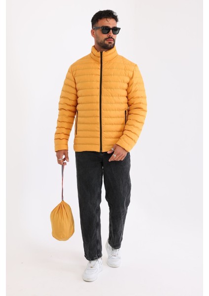 Erkek Rüzgar Geçirmez Taşınabilir Çantalı Sıcak Tutan Elyaf Dolgulu Hafif Şişme Sarı Mont fiyatları
