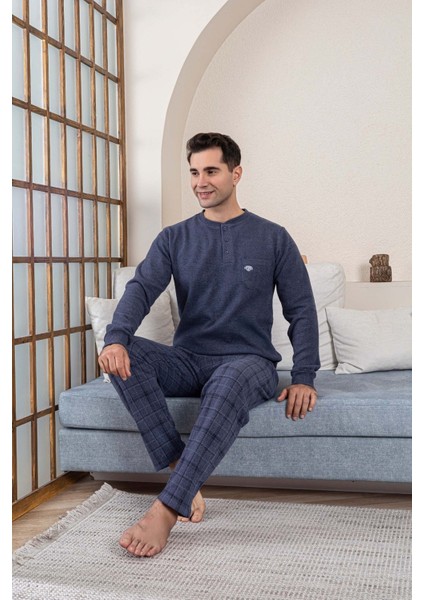 Erkek 3 Düğme Göğüs Cepli Kışlık Pamuklu Selanik Kumaş Uzun Manşetli Kol Cepli Pijama Takımı modelleri