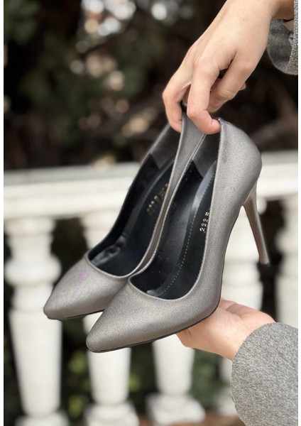 Mtxdpn Hillar Platin Saten Stiletto Ayakkabı (numara: 40) fiyatları