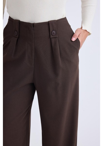 Düğme Detaylı Geniş Paça Pantolon modelleri
