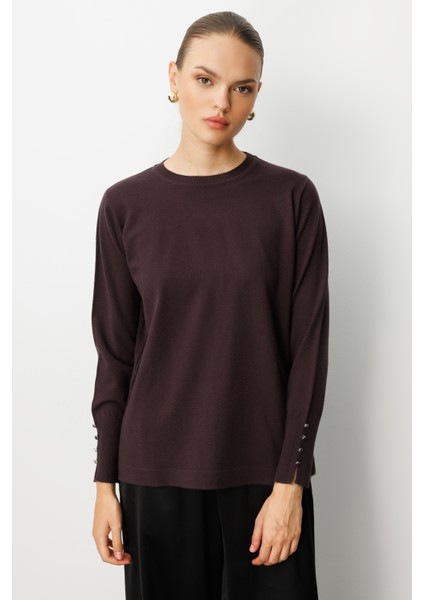 Kol Düğmeli Kahverengi Yuvarlak Yaka Ince Triko Kazak