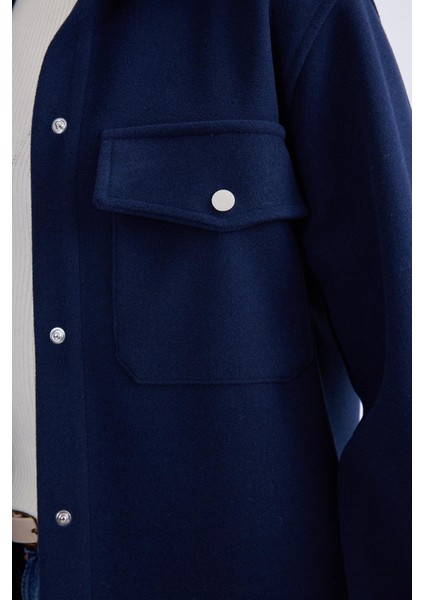 Düşük Omuz Cepli Kaşe Ceket