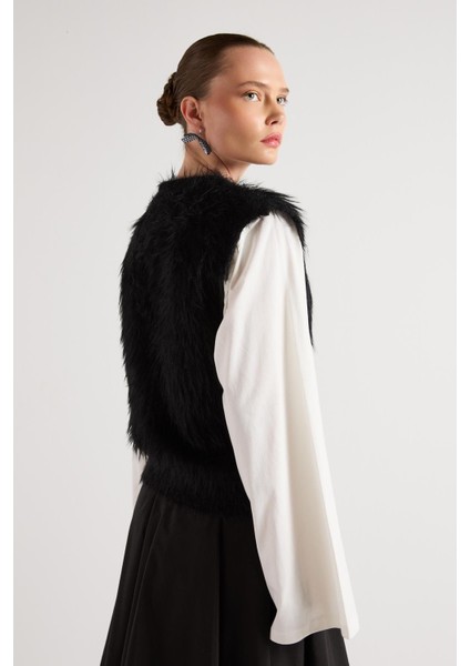 Pelüş Triko Yelek Siyah indirimleri