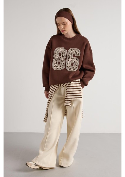 Nakışlı 3 Iplik Şardonlu Sweatshirt Kahve